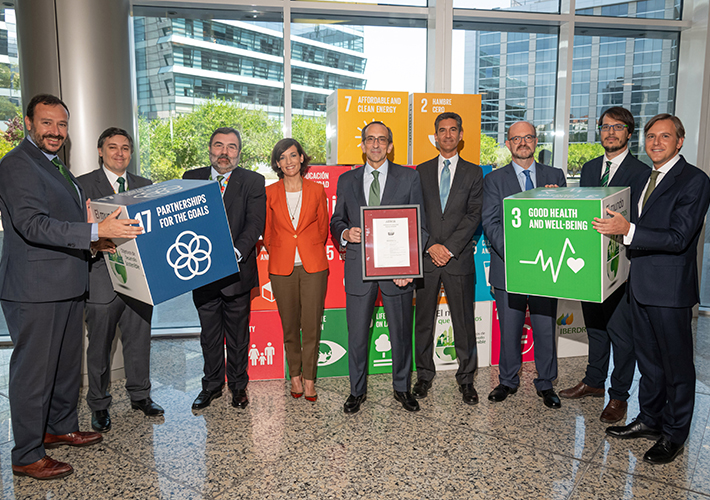 Foto Iberdrola, primera empresa en obtener el Certificado de Empresa Saludable de AENOR a nivel mundial.